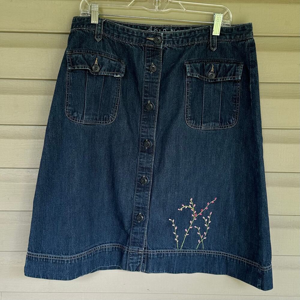 Upcycled Size 16 Embroidered Skirt Old Navy